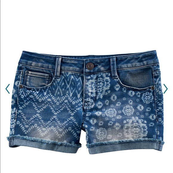 New Tie Dye Shorts - Picture 2 of 5